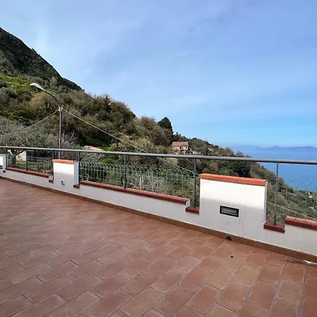 La Terrazza * Gioiosa Marea